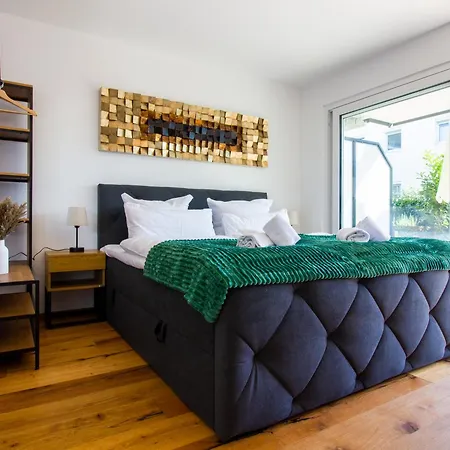 Neu Bessa Homes Deluxe 4 Personen Garten Apartmán Freilassing